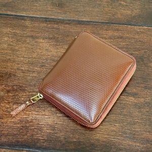 COMMES DES GARCONS LUXURY GROUP 3 ZIP TEXTURED WALLET